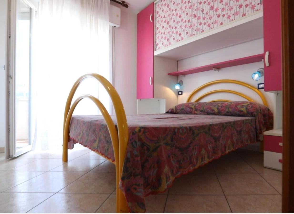 Residence La Pigna Rosolina Mare Exterior photo
